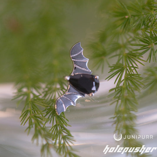 JUNIPURR - Bat with Black CZ (White Gold)
