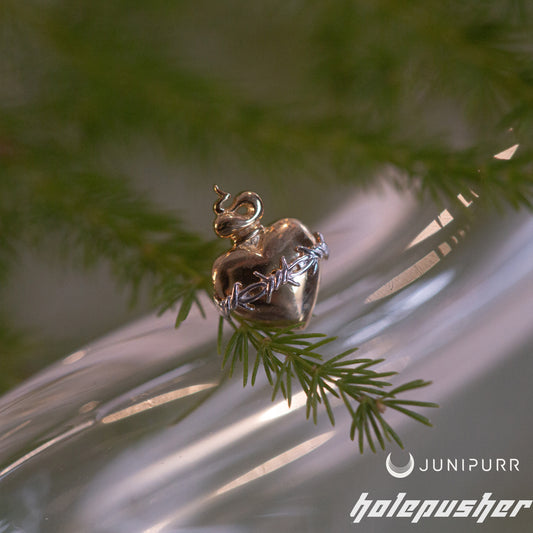 JUNIPURR Sacred Heart (Yellow Gold)